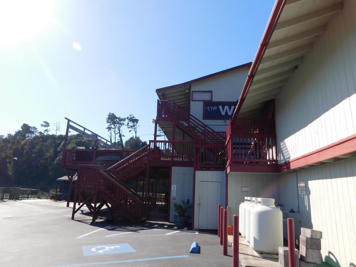 Anchor Lodge Fort Bragg Exterior photo